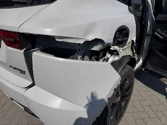 Jaguar E-Pace 1.5 P300e AWD R-Dynamic HSE picture 25