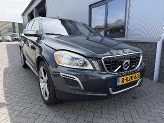 Volvo Xc-60 2.0 D4 Summum R-Design picture 2