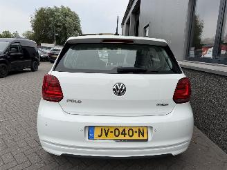 Volkswagen Polo 1.0 BlueMotion Connected Series picture 28
