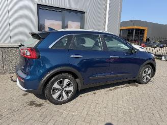 Kia Niro 1.6 GDI Hybrid First Edition picture 3
