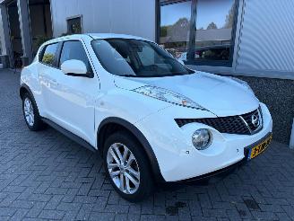 škoda osobní automobily Nissan Juke 1.6 Acenta Automaat 2014/2