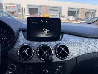 Mercedes B-klasse 180 Prestige picture 10