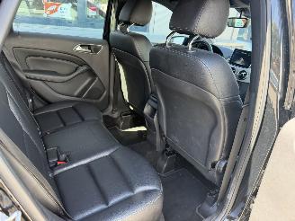 Mercedes B-klasse 180 Prestige picture 15