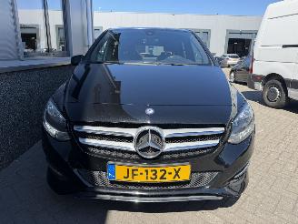 Mercedes B-klasse 180 Prestige picture 16