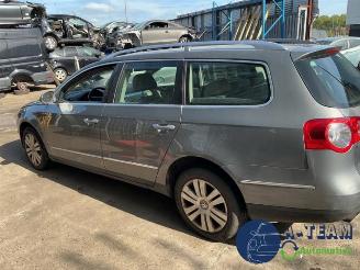 Volkswagen Passat Passat Variant (3C5), Combi, 2005 / 2010 2.0 TFSI/TSI 16V picture 10