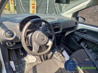 Volkswagen Up! Up! (121), Hatchback, 2011 1.0 12V 60 picture 4