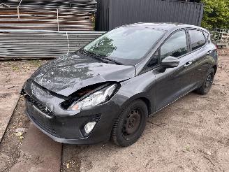 Damaged car Ford Fiesta 1.0 trend 2018/5