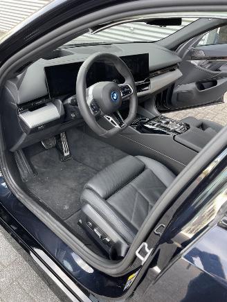 BMW 5-serie Touring 530e M Sport Edition picture 16