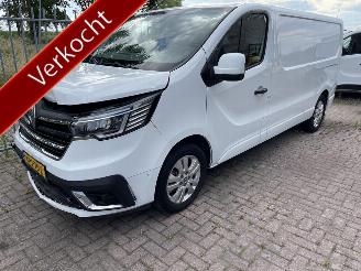krockskadad bil auto Renault Trafic AUTOMAAT! 2.0 dCi 150 T30 L2H1 Luxe 2022/3