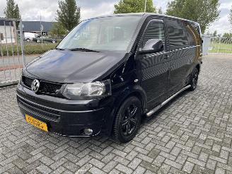 damaged commercial vehicles Volkswagen Transporter 2.0 TDI L2H1 DC Comfortline 2010/9