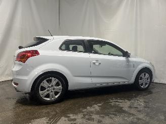 Kia Cee d Pro cee'd (EDB3) Hatchback 3-drs 1.4 CVVT 16V (G4FA) [66kW]  (06-2010/=
09-2012) picture 9