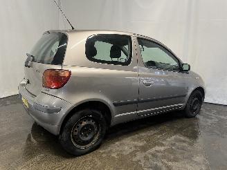 Toyota Yaris Yaris (P1) Hatchback 1.3 16V VVT-i (2SZFE) [64kW]  (04-2002/09-2005) picture 5