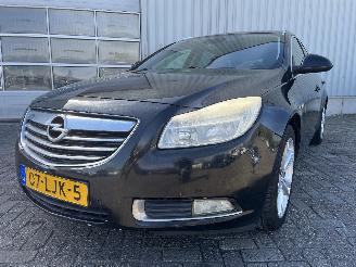 Voiture accidenté Opel Insignia Insignia Sports Tourer Combi 2.0 CDTI 16V 130 ecoFLEX (A20DTH(Euro 5))=
 [96kW]  (07-2008/06-2015) 2010/4