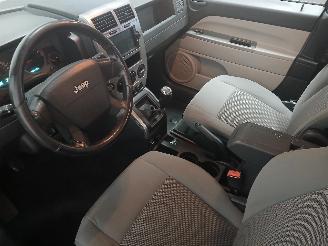 Jeep Compass Compass I (MK49) SUV 2.4 16V 4x4 (ERZ) [125kW]  (09-2006/12-2016) picture 12