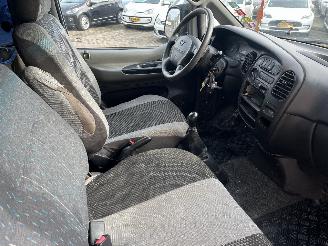 Hyundai H-200 H-1/H-200 Van 2.5 CRDi Powervan (D4CB) [103kW]  (08-2003/12-2007) picture 9