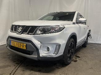damaged passenger cars Suzuki Vitara Vitara (LY/MY) SUV 1.4 S Turbo 16V (K14C) [103kW]  (09-2015/...) 2016/10