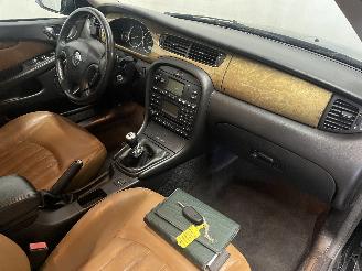 Jaguar X-type X-type Sedan 2.1 V6 24V (YB(AJ-V6)) [115kW]  (03-2002/11-2009) picture 10