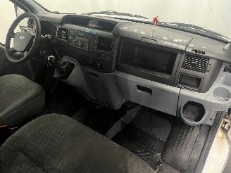 Ford Transit Transit Bus 2.2 TDCi 16V (P8FA(Euro 4)) [63kW]  (04-2006/08-2014) picture 14