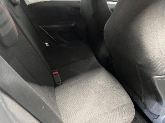 Peugeot 108 108 Hatchback 1.0 12V (1KRFE(CFB)) [51kW]  (05-2014/...) picture 13