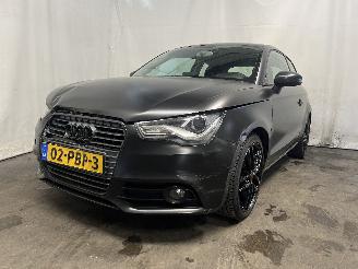 uszkodzony samochody osobowe Audi A1 A1 (8X1/8XK) Hatchback 3-drs 1.2 TFSI (CBZA) [63kW]  (05-2010/04-2015)= 2011/1