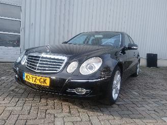 Damaged car Mercedes E-klasse E (W211) Sedan 3.0 E-280 V6 24V (M272.943) [170kW]  (03-2005/12-2008) 2007/3
