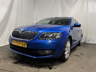 Coche accidentado Skoda Octavia Octavia Combi (5EAC) Combi 5-drs 1.2 TSI 16V (CJZA) [77kW]  (11-2012/0=
7-2020) 2014/2