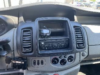 Opel Vivaro Vivaro Van 2.0 CDTI (M9R-788) [84kW]  (08-2006/07-2014) picture 20