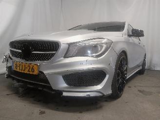 damaged passenger cars Mercedes Cla-klasse CLA (117.3) Sedan 1.6 CLA-180 16V (M270.910) [90kW]  (01-2013/03-2019)= 2014/2
