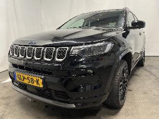 Vaurioauto  passenger cars Jeep Compass Compass II (MP) SUV 1.3 4XE 240 16V 4x4 (46337540) [177kW]  (04-2020/.=
=2E.) 2022/12