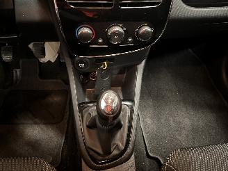 Renault Clio Clio IV (5R) Hatchback 5-drs 0.9 Energy TCE 90 12V (H4B-400(H4B-A4)) [=
66kW]  (11-2012/08-2021) picture 21