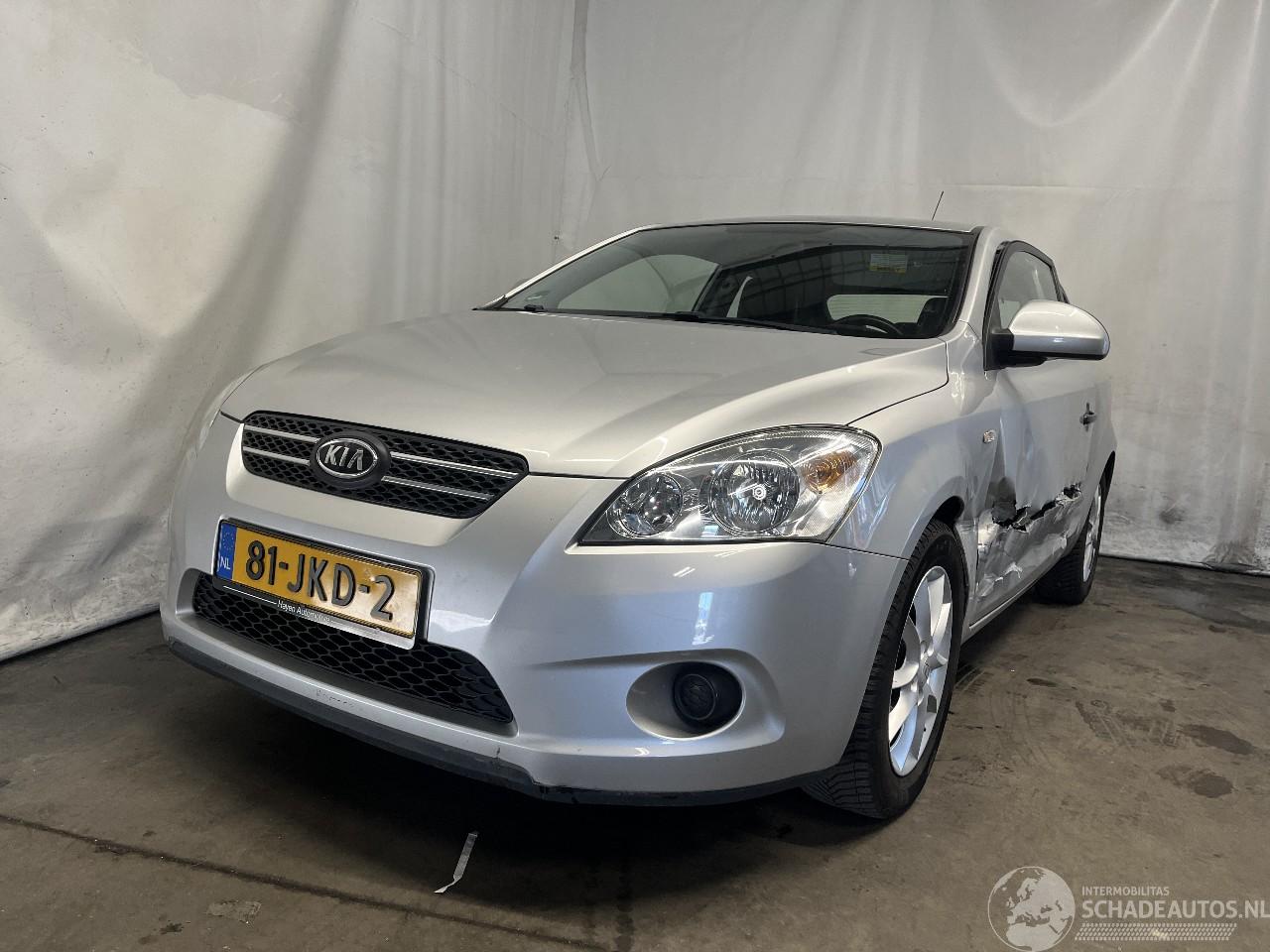 Kia Cee d Cee'd Sporty Wagon (EDF) Combi 1.4 16V (G4FA) [80kW]  (09-2007/12-2012=
)