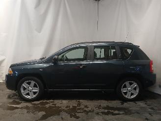 Jeep Compass Compass I (MK49) SUV 2.4 16V 4x4 (ERZ) [125kW]  (09-2006/12-2016) picture 4