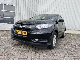 Voiture accidenté Honda Hr-v HR-V (RU) MPV 1.5 i-VTEC 16V (L15B4(Euro 6)) [96kW]  (08-2015/...) 2018/5