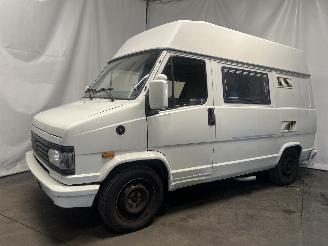 Peugeot J5 J5 (290P) Bus 2.5 TD (CRD93LS(U25-673)) [70kW]  (10-1990/02-1994) picture 2