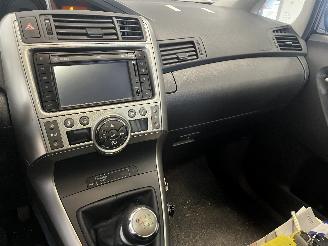 Toyota Verso Verso MPV 1.6 16V VVT-i (1ZRFAE) [97kW]  (04-2009/08-2018) picture 21