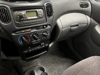 Toyota Yaris Yaris Verso (P2) MPV 1.3 16V (2NZFE) [63kW]  (08-1999/10-2002) picture 19