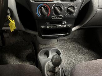 Toyota Yaris Yaris Verso (P2) MPV 1.3 16V (2NZFE) [63kW]  (08-1999/10-2002) picture 20