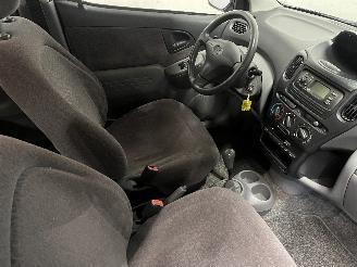 Toyota Yaris Yaris Verso (P2) MPV 1.3 16V (2NZFE) [63kW]  (08-1999/10-2002) picture 12