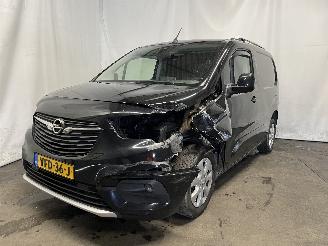 Damaged car Opel Combo Combo Cargo Van 1.5 CDTI 130 (D15DTH(DV5RC)) [96kW]  (08-2018/...) 2020/1