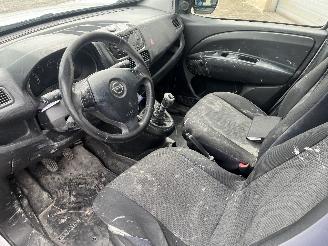 Opel Combo Combo Van 1.6 CDTI 16V (A16FDH(Euro 5)) [77kW]  (02-2012/12-2018) picture 12
