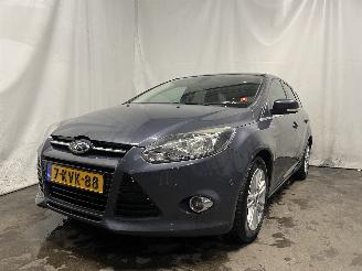 Voiture accidenté Ford Focus Focus 3 Wagon Combi 1.6 TDCi ECOnetic (NGDB) [77kW]  (05-2012/05-2018)= 2013/7