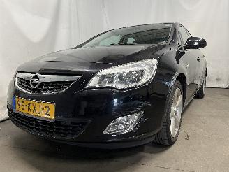 uszkodzony samochody osobowe Opel Astra Astra J (PC6/PD6/PE6/PF6) Hatchback 5-drs 1.6 16V (A16XER(Euro 5)) [85=
kW]  (12-2009/10-2015) 2010/2