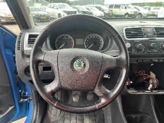 Skoda Roomster Roomster (5J) MPV 1.4 16V (BXW) [63kW]  (09-2006/05-2015) picture 16