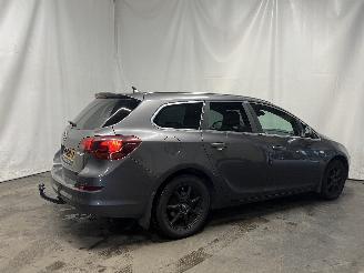 Opel Astra Astra J Sports Tourer (PD8/PE8/PF8) Combi 1.4 Turbo 16V (A14NET(Euro 5=
)) [103kW]  (10-2010/10-2015) picture 6
