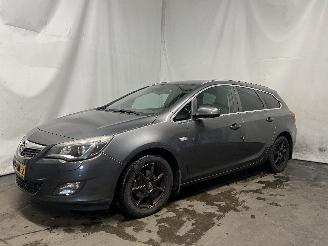 Opel Astra Astra J Sports Tourer (PD8/PE8/PF8) Combi 1.4 Turbo 16V (A14NET(Euro 5=
)) [103kW]  (10-2010/10-2015) picture 3