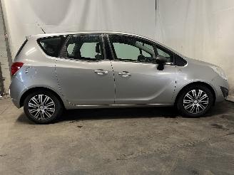 Opel Meriva Meriva (B) MPV 1.7 CDTI 16V (A17DTC(Euro 5)) [81kW]  (06-2010/06-2015)= picture 7