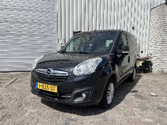 uszkodzony samochody osobowe Opel Combo Combo Van 1.6 CDTI 16V (A16FDH(Euro 5)) [77kW]  (02-2012/12-2018) 2017/5