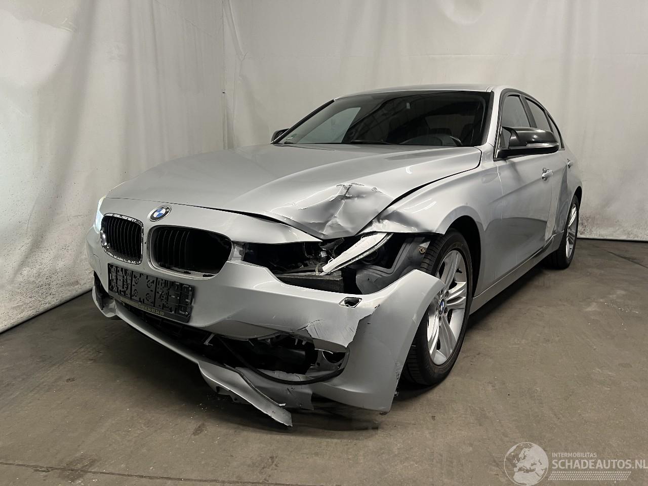BMW 3-serie 3 serie (F30) Sedan 320i 2.0 16V (N20-B20B) [135kW]  (03-2012/10-2018)=