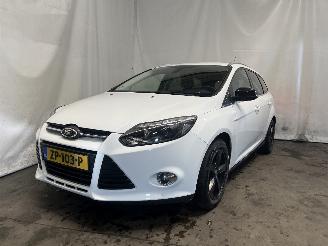 Coche accidentado Ford Focus Focus 3 Wagon Combi 1.0 Ti-VCT EcoBoost 12V 125 (M1DA(Euro 5)) [92kW] =
 (02-2012/05-2018) 2012/12