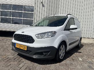 Unfallwagen Ford Transit Transit Courier Van 1.5 TDCi 75 (UGCA) [55kW]  (02-2014/12-2023) 2017/4